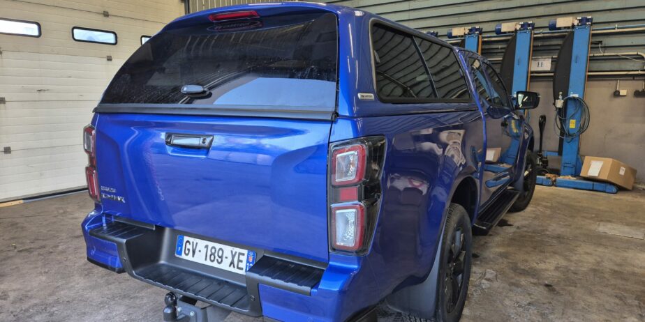 ISUZU D-MAX N60FF – Hard Top et Atellage