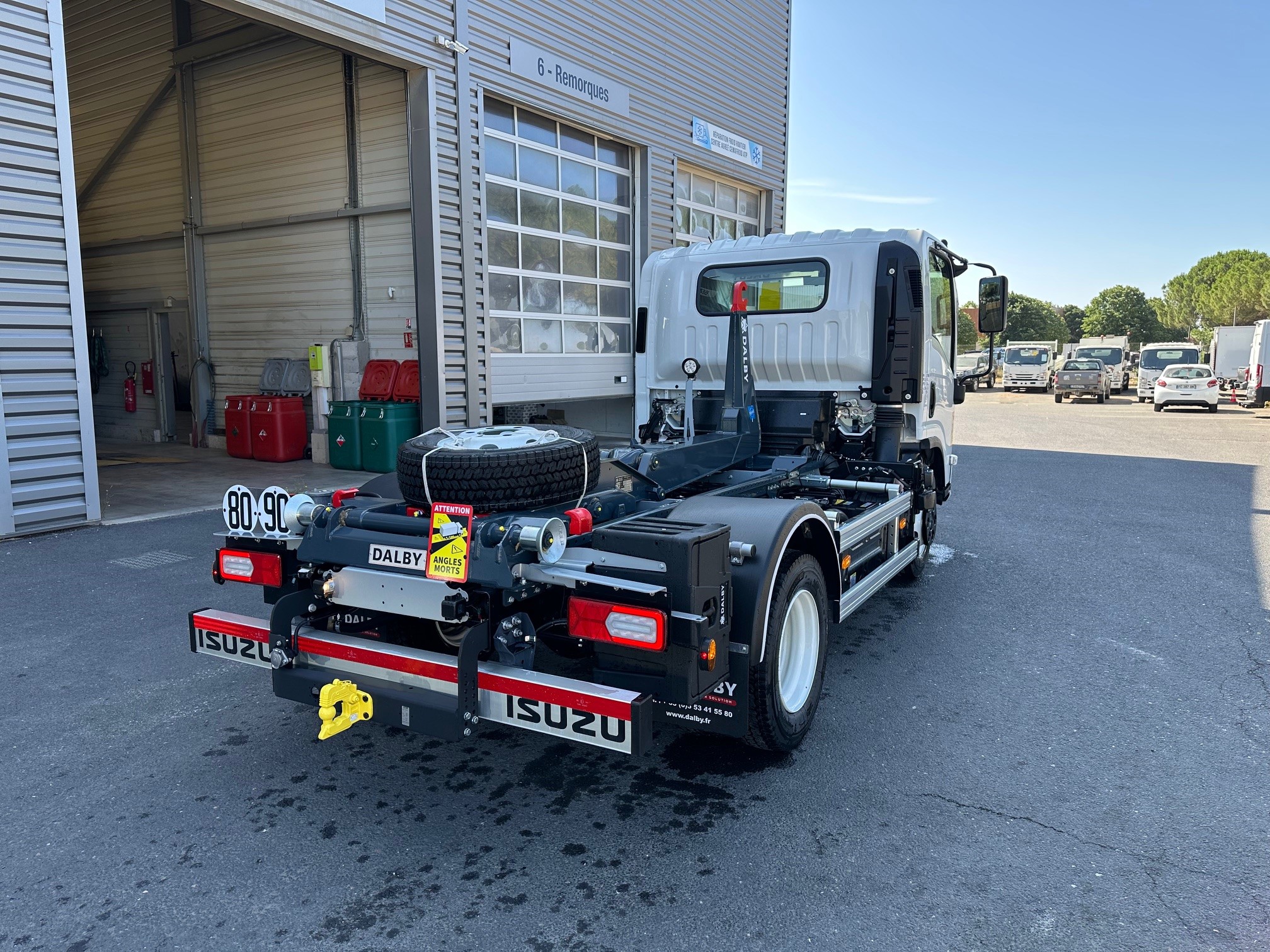 ISUZU M30 POLYBENNE DALBY