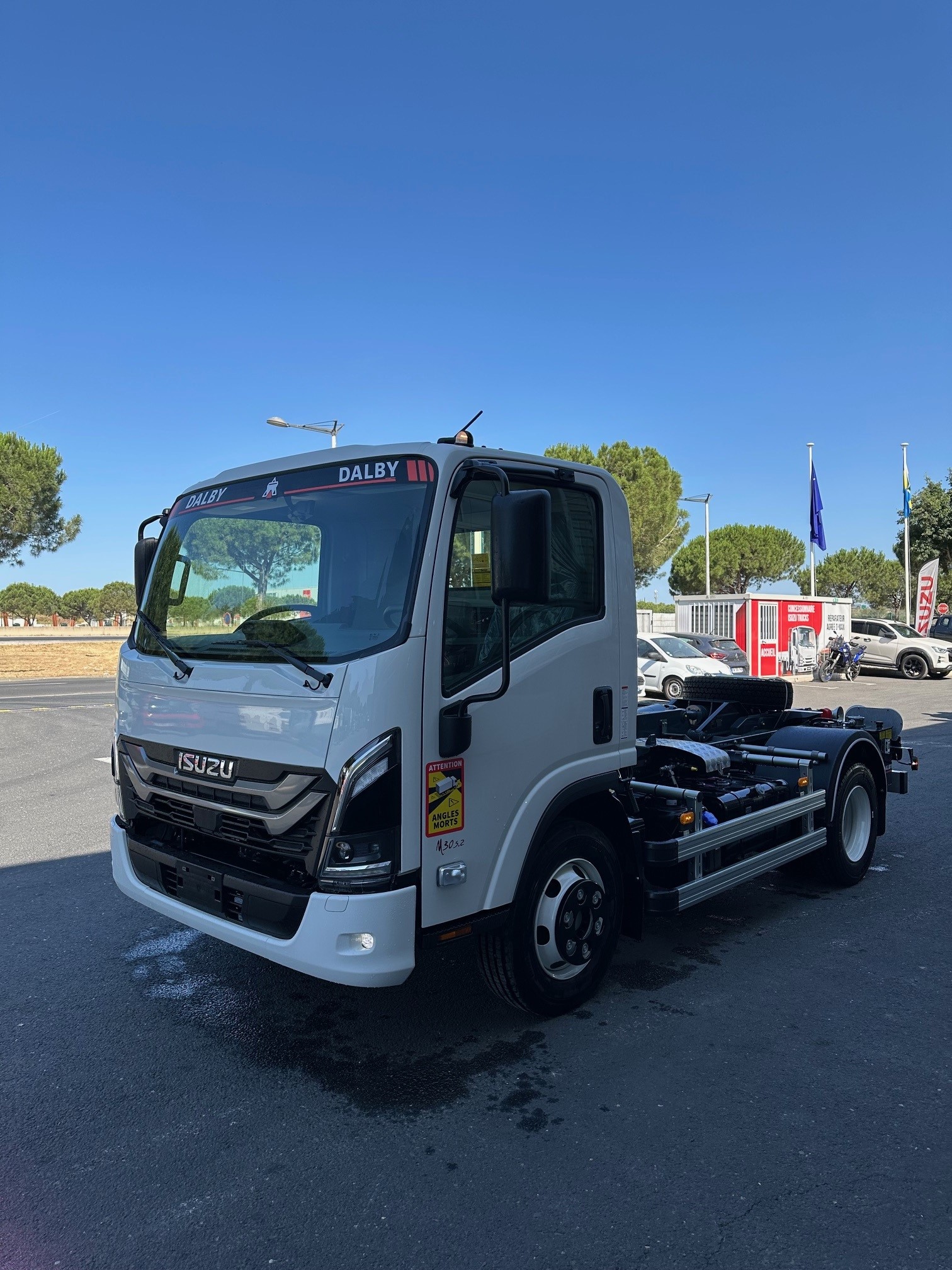 ISUZU M30 POLYBENNE DALBY