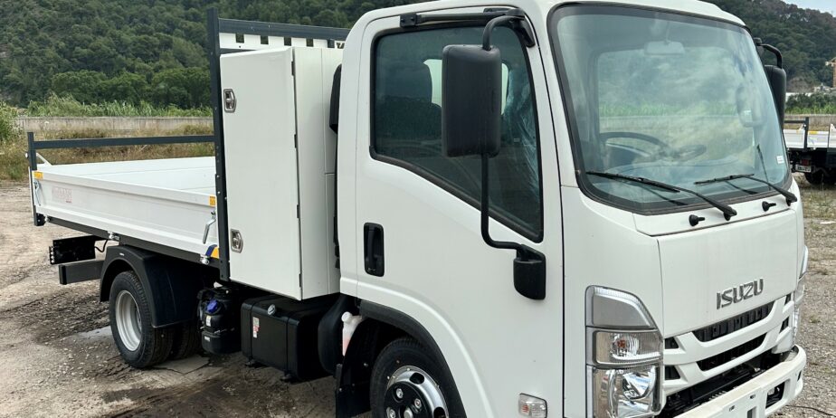 ISUZU M27 Benne Coffre XXL
