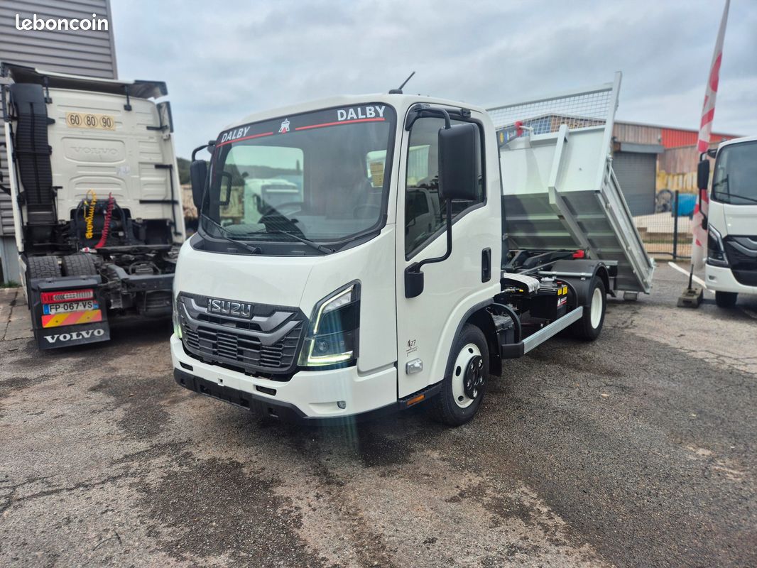 ISUZU M27 3L 150Ch BVA Polybenne DALBY