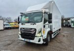 ISUZU F12 bva caisse fourgon + hayon + porte latérale 12T / charge utile 4850 Kg