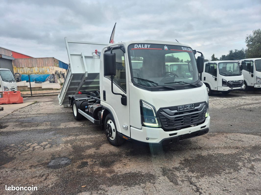 ISUZU M27 3L 150Ch BVA Polybenne DALBY